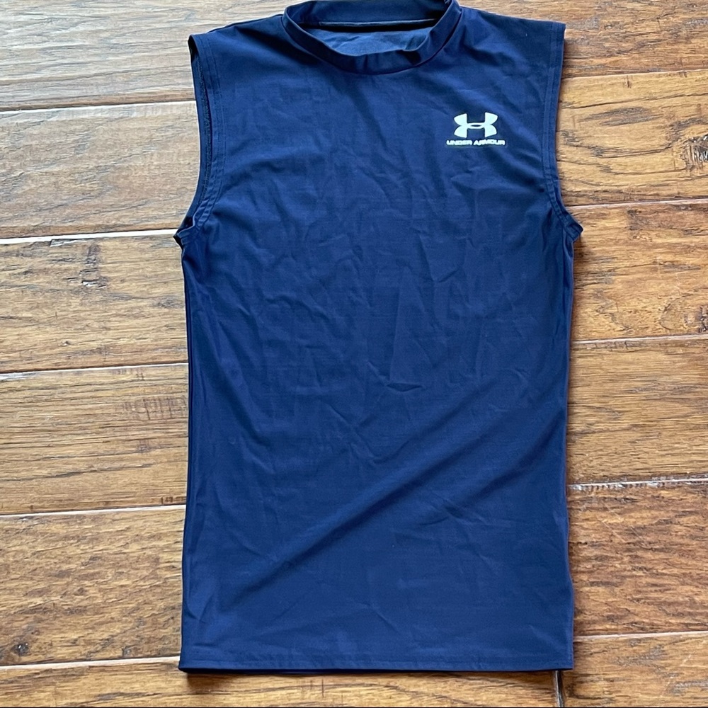 MEN’S UNDER ARMOUR BLUE FITTED SLEEVELESS WORKOUT SHIRT SIZE MEDIUM